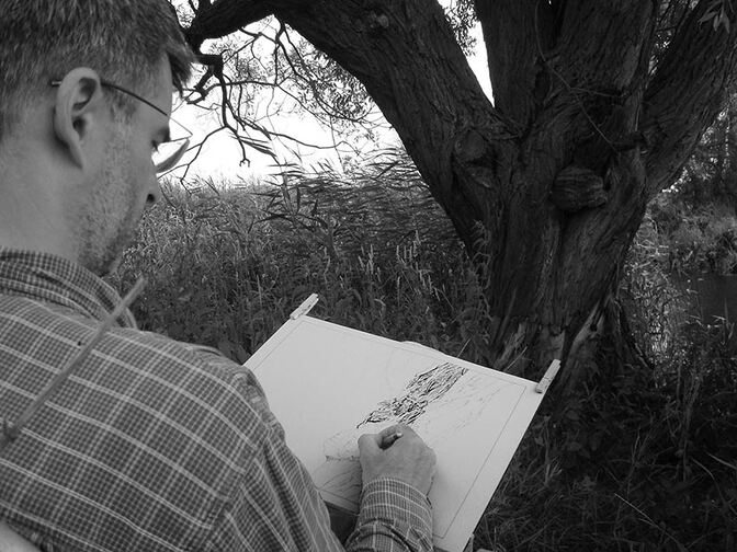 Portrait of Gian Merlevede sketching in the Lower Oder Valley National Park, Gatow near Vierraden, July 2016